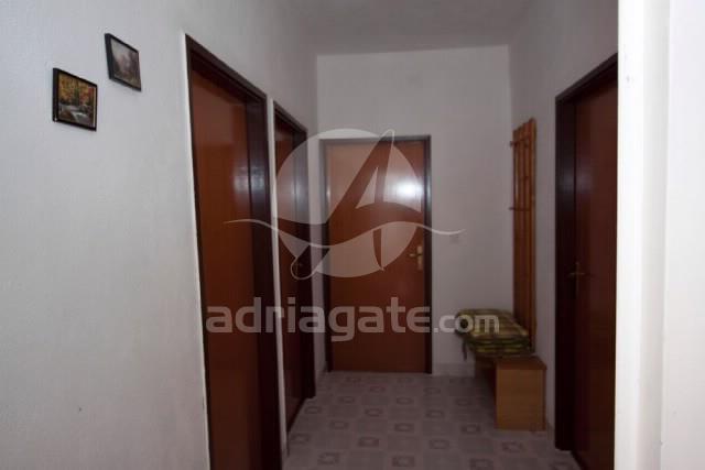 Anica Apartment