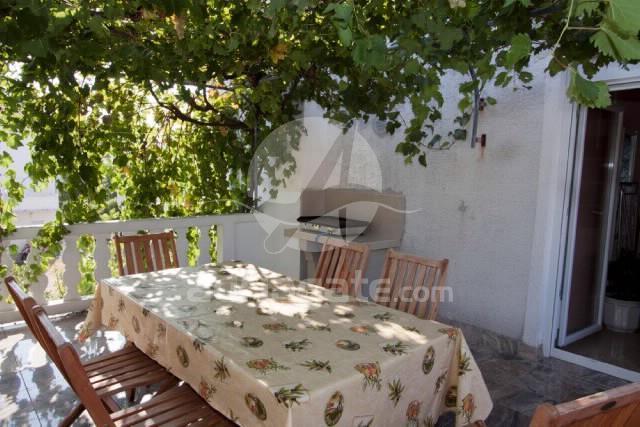 Apartment Anica *