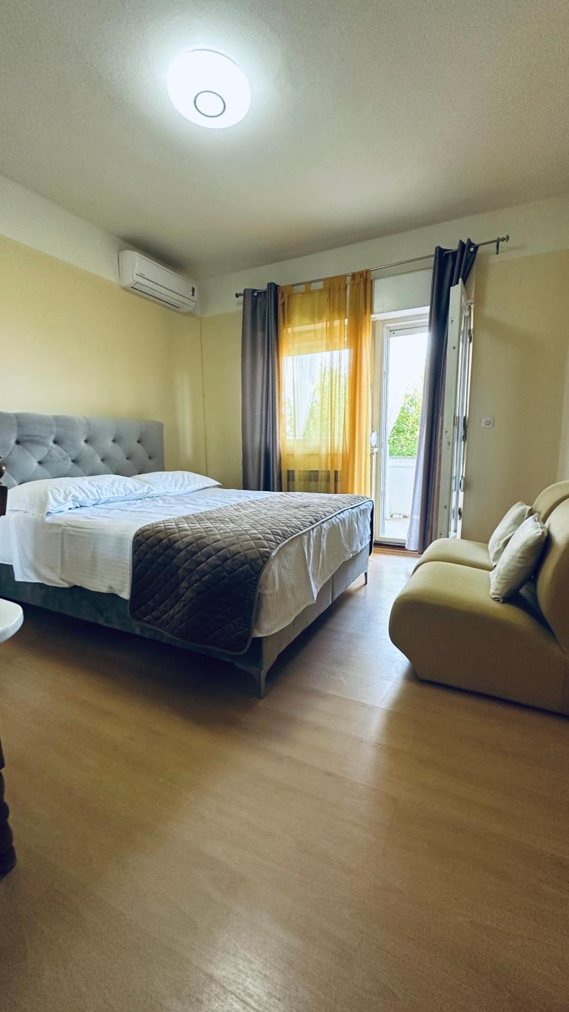 Appartamento Anica Supetarska Draga